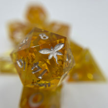 Load image into Gallery viewer, Honey Bee Dice Set