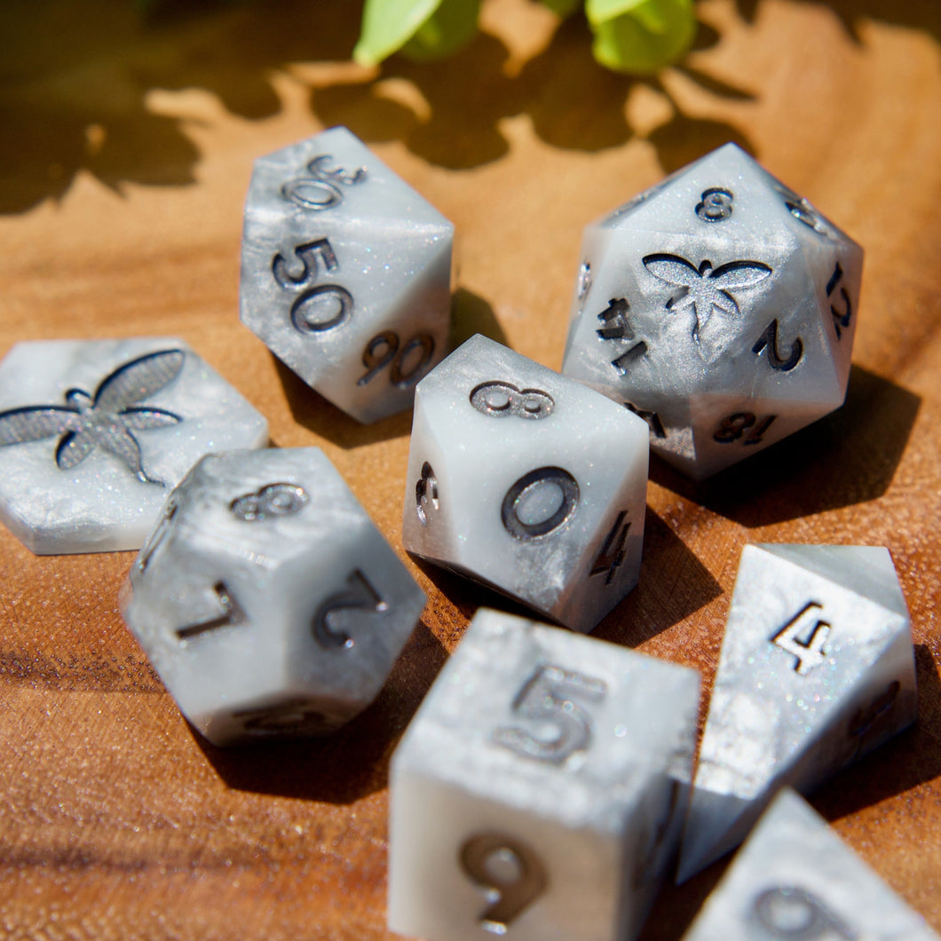 Faith and Honor Dice Set